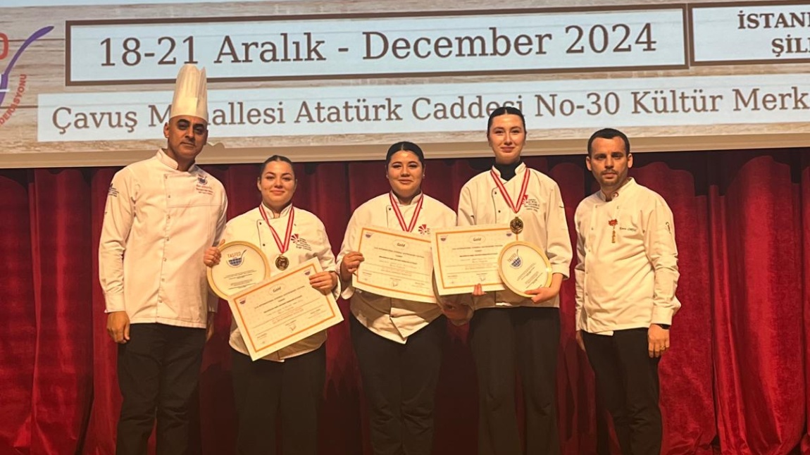 21.Uluslararası İstanbul Mutfak Günleri Yemek Yarışmasından Altın Madalyalarla Döndük