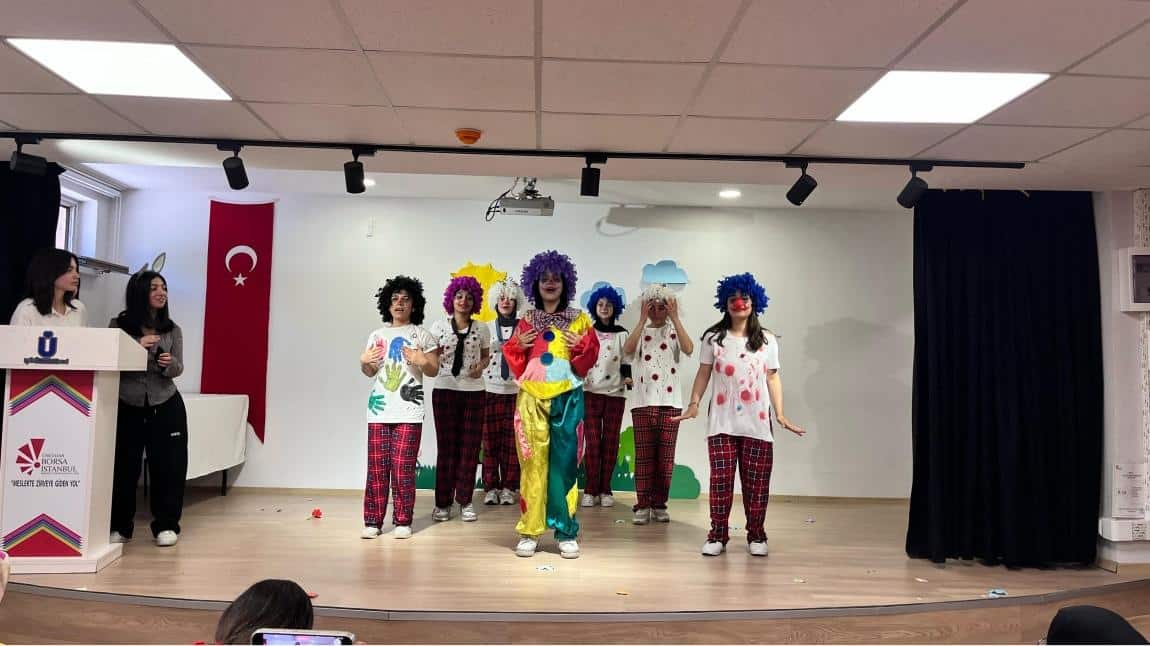 Çocuk Gelişimi Alanı 9. ve 10. Sınıf Animasyon Gösterisi 